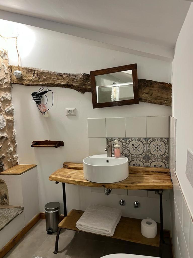 Domus Vela Bed & Breakfast Fornelli Bagian luar foto
