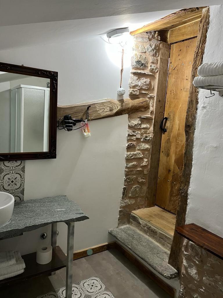 Domus Vela Bed & Breakfast Fornelli Bagian luar foto