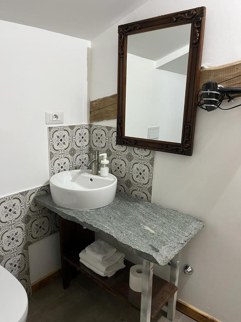 Domus Vela Bed & Breakfast Fornelli Bagian luar foto