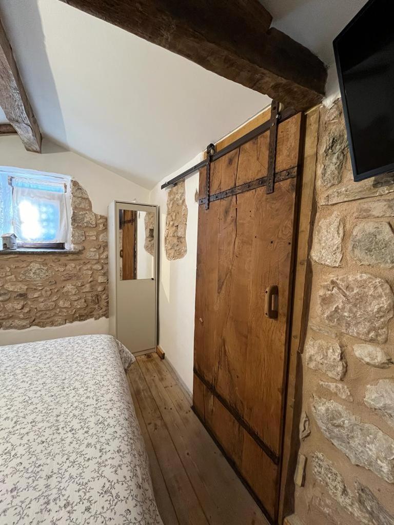 Domus Vela Bed & Breakfast Fornelli Bagian luar foto