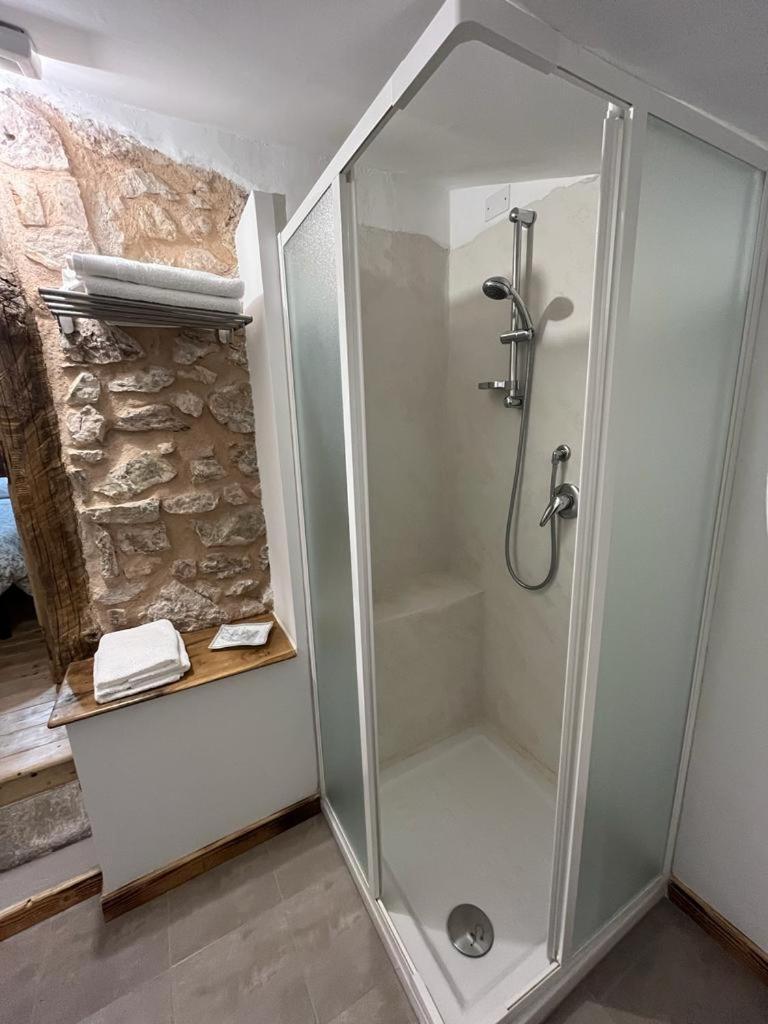 Domus Vela Bed & Breakfast Fornelli Bagian luar foto