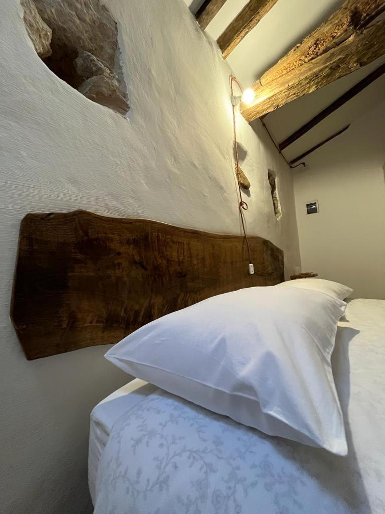 Domus Vela Bed & Breakfast Fornelli Bagian luar foto